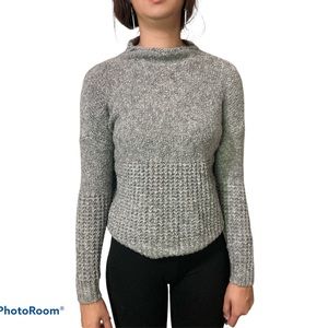 American Eagle Outfitters Sweater